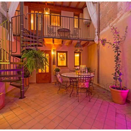 אפרטהוטל לןקמאג'ור Boutique Hostal "Born53" Im Stadtkern Von Llucmajor, Mallorca מראה חיצוני תמונה