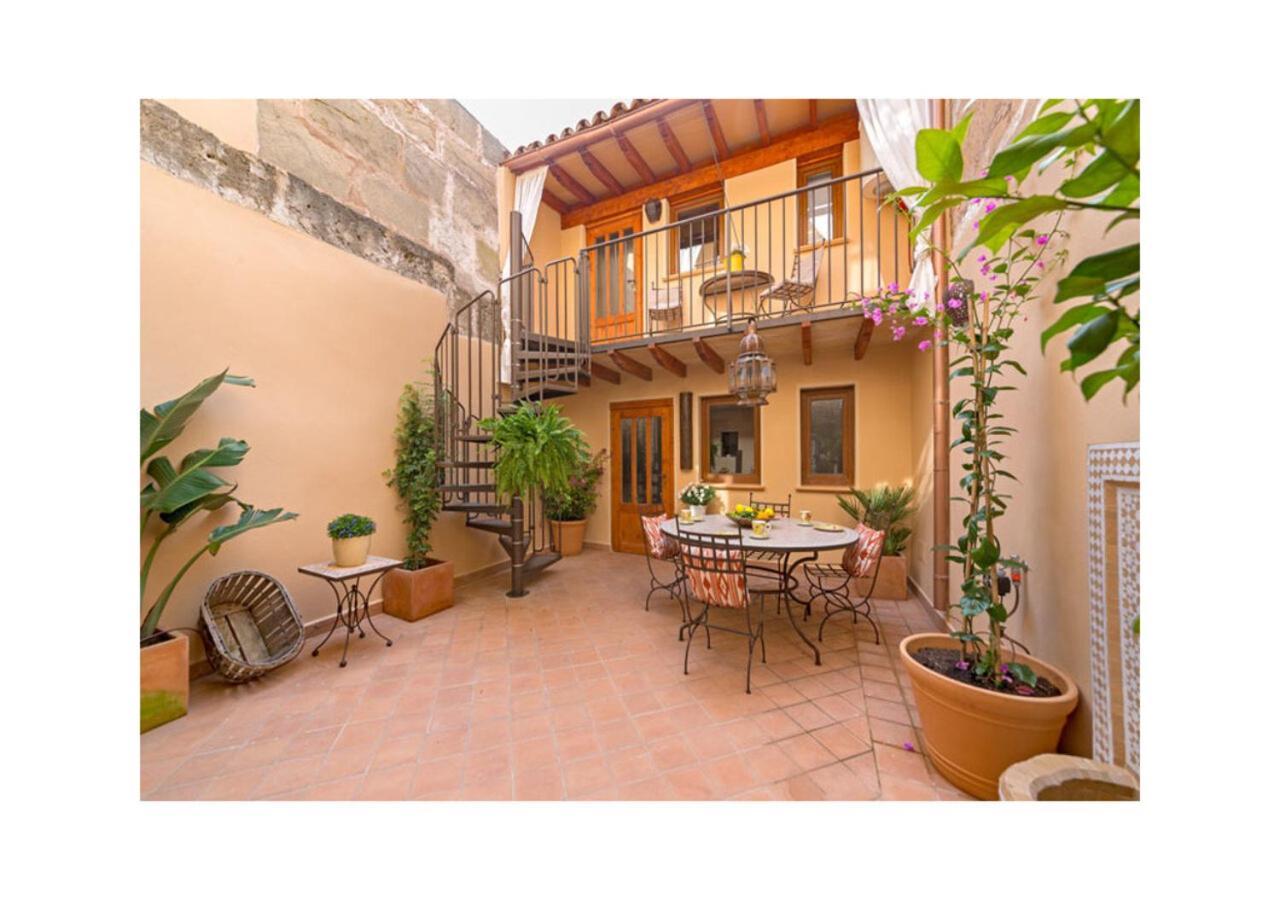 אפרטהוטל לןקמאג'ור Boutique Hostal "Born53" Im Stadtkern Von Llucmajor, Mallorca מראה חיצוני תמונה